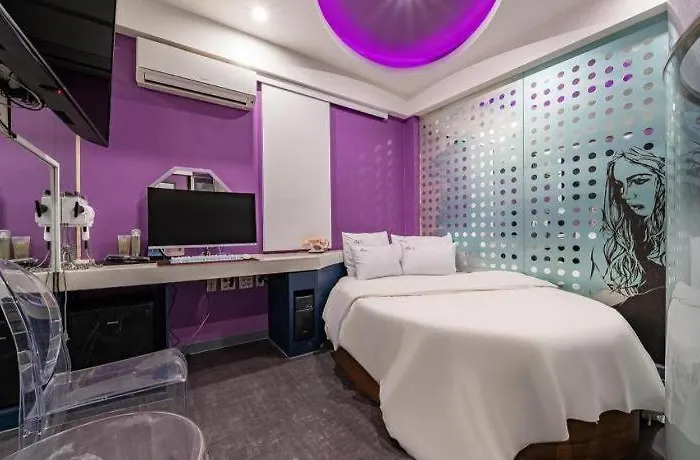 Plein Motel 2*